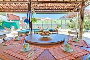 Exclusive-Villa | Speisen im Freien
