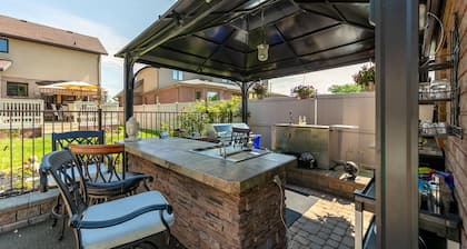 Large quiet estate property in beautiful natural surroundings.