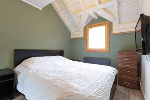 3 chambres, lit parapluie, Wi-Fi gratuit, draps fournis