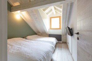 3 slaapkamers, reisbedje, gratis wifi, beddengoed
