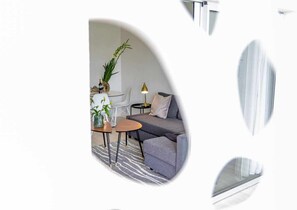 Interior - Ocean Garden Suite 10 with private garden (Costa Adeje)