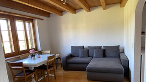 Living area - Jenny's B&B (Eglisau)