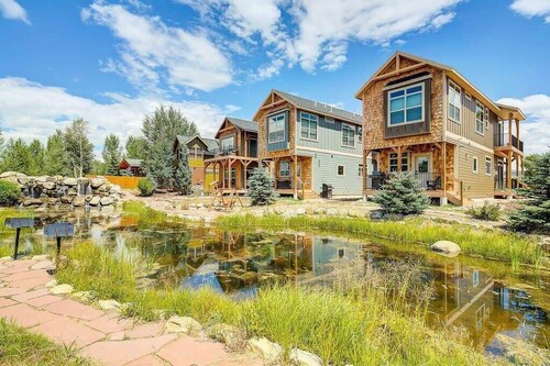 3BR Cabin on Fraser River, Fish, Hike, Golf