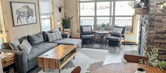 3BR Cabin on Fraser River, Fish, Hike, Golf