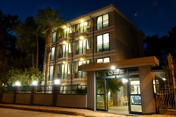Front of property – evening/night