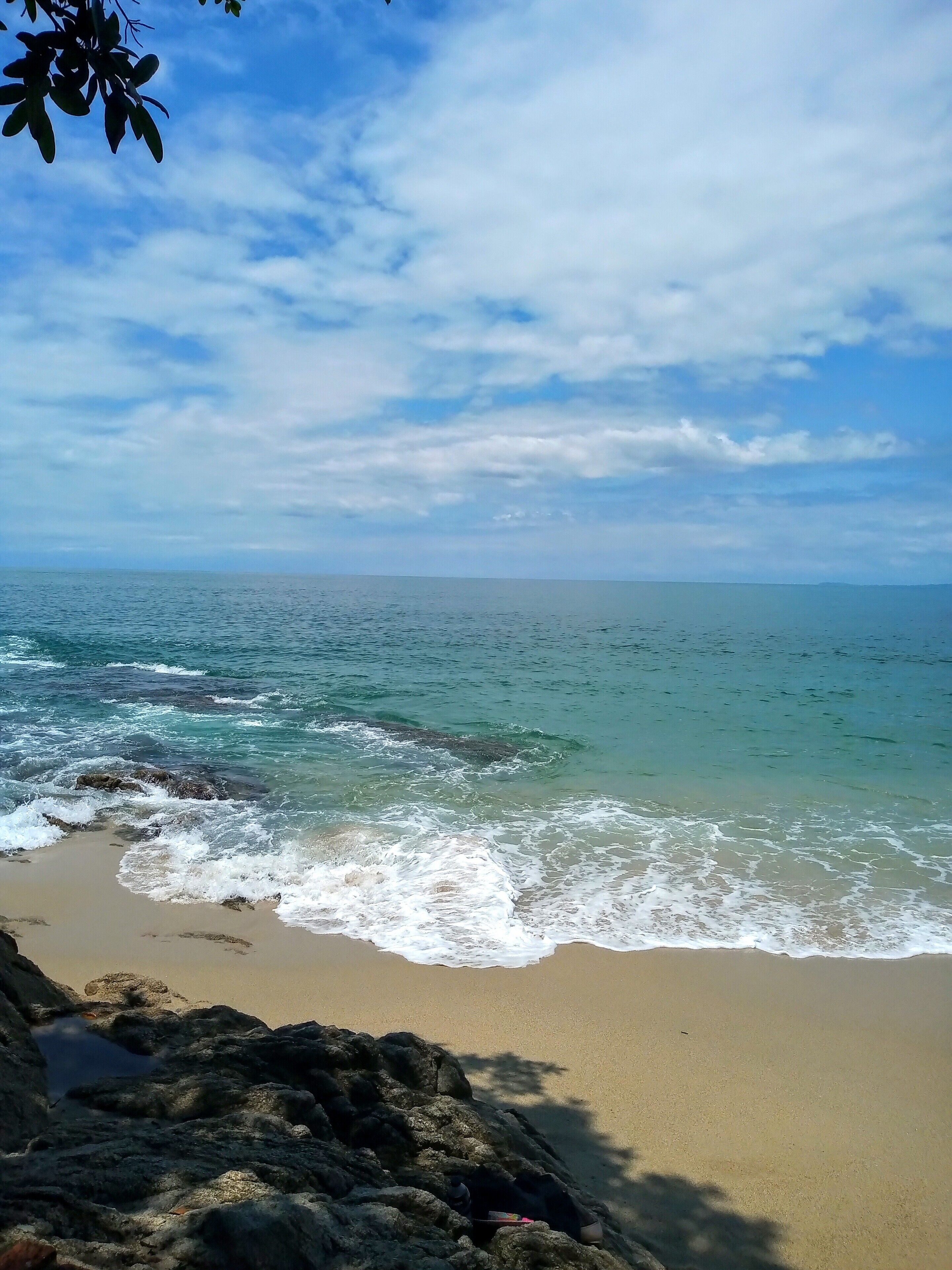 Chaises longues, serviettes de plage