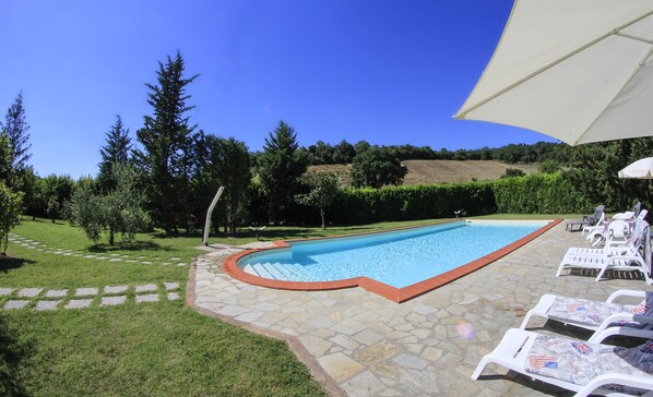 Pool - Comfort apartment in farmhouse with swimming pool (volterra)