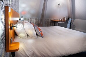Artículos de higiene personal gratuitos, secador de pelo y albornoces