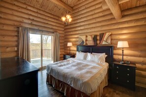 7 bedrooms, WiFi, bed sheets