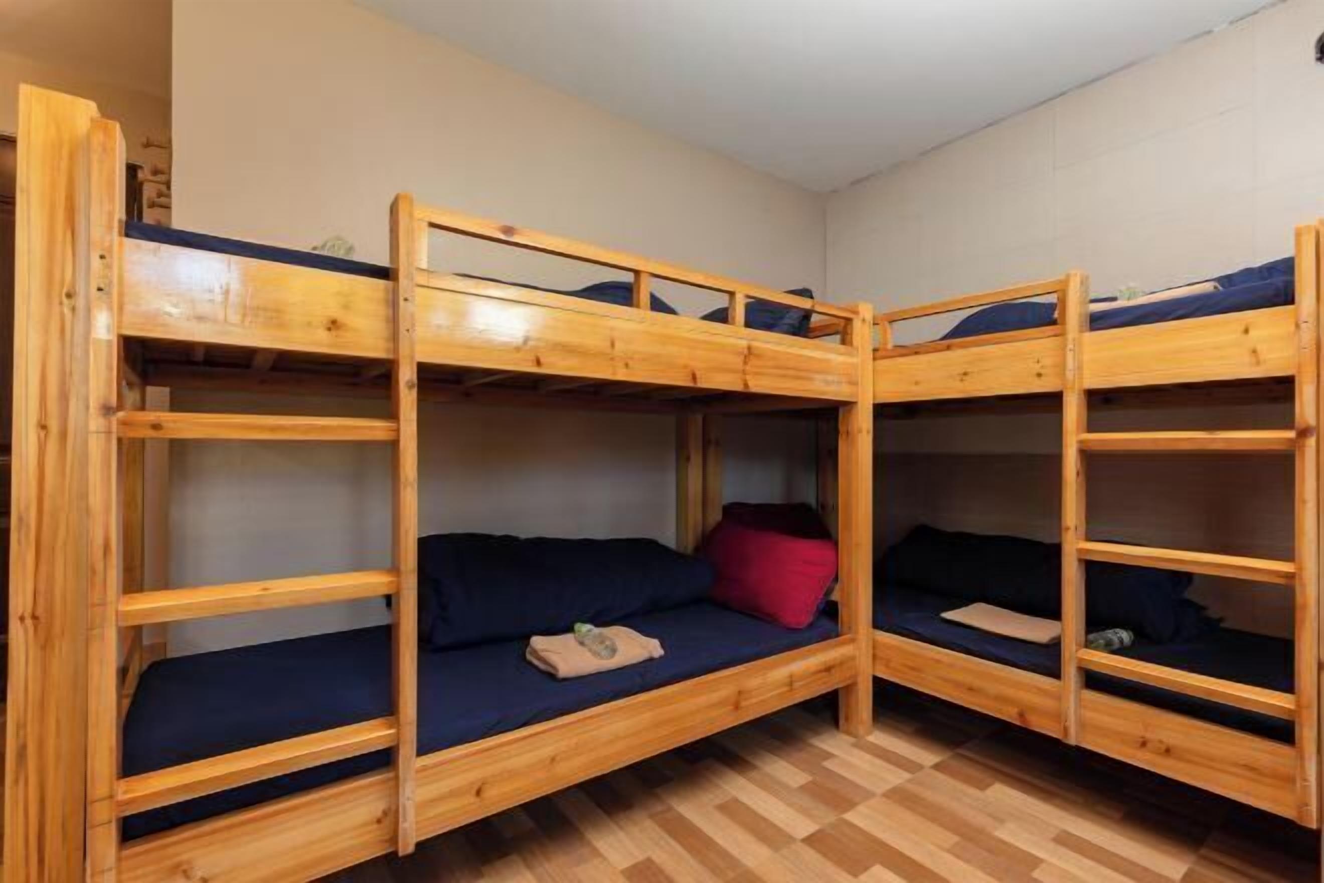 Soundproofing, free WiFi, bed sheets