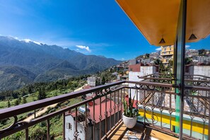 Mountain view - Mega View Homestay (Sa Pa)