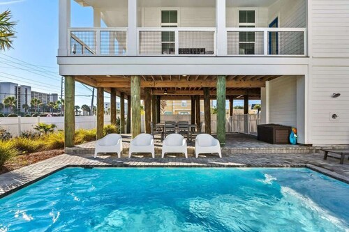 Red Fish Blue Fish🐟Private Pool Home👙Dogs OK🐶