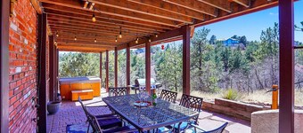 Canyon Retreat in the City