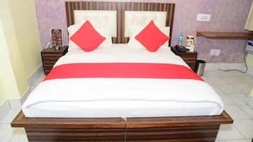 Quarto casal luxo | Escrivaninha, Wi-Fi de cortesia