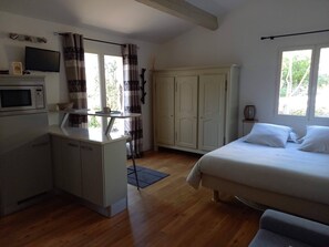 1 bedroom