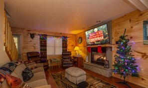 Cabin, Multiple Beds, Hot Tub | Interior - Around the Bend (Sevierville)