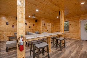 Fridge, microwave, oven, stovetop - Around the Bend (Sevierville)