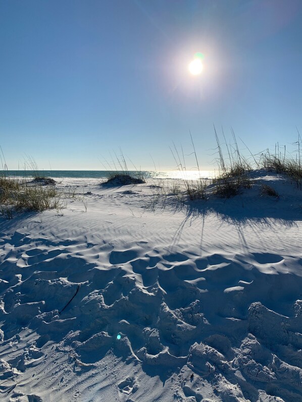 Beach nearby, sun-loungers, beach towels