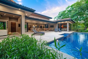 Casa, varias camas (Casa de Los Monos) | Alberca