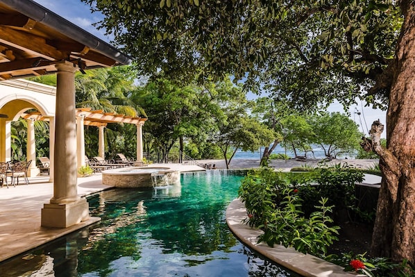 Casa, várias camas (Casa Serena) | Piscina