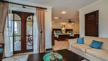 House, Multiple Beds (Villa Tranquila) | Living room