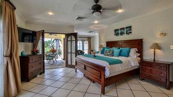 House, Multiple Beds (Villa Tranquila) | 8 bedrooms, iron/ironing board, bed sheets