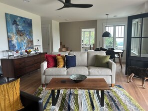 Smart TV, books, stereo, printers