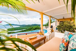 House, Multiple Beds (Casa Xanadu) | Balcony