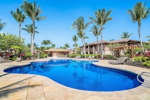 Villa, varias camas (Colony Villas at Waikoloa Beach Resor) | Alberca