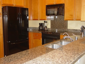 Villa, Multiple Beds (Colony Villas at Waikoloa Beach Resor) | Private kitchen