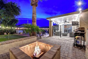 Terrace/patio - "Holidays 75% OFF" Scottsdalestays 9 BDRM Million+Estate-300K Pool-Pickleball. (Phoenix)