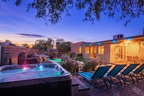 Terrace/patio - ScottsdaleStays 9BDM Million+ Estate-300K Pool & Pickleball-Summer Specials! (Phoenix)