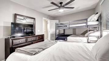 9 soverom, strykejern/-brett, wi-fi (inkludert) og sengetøy