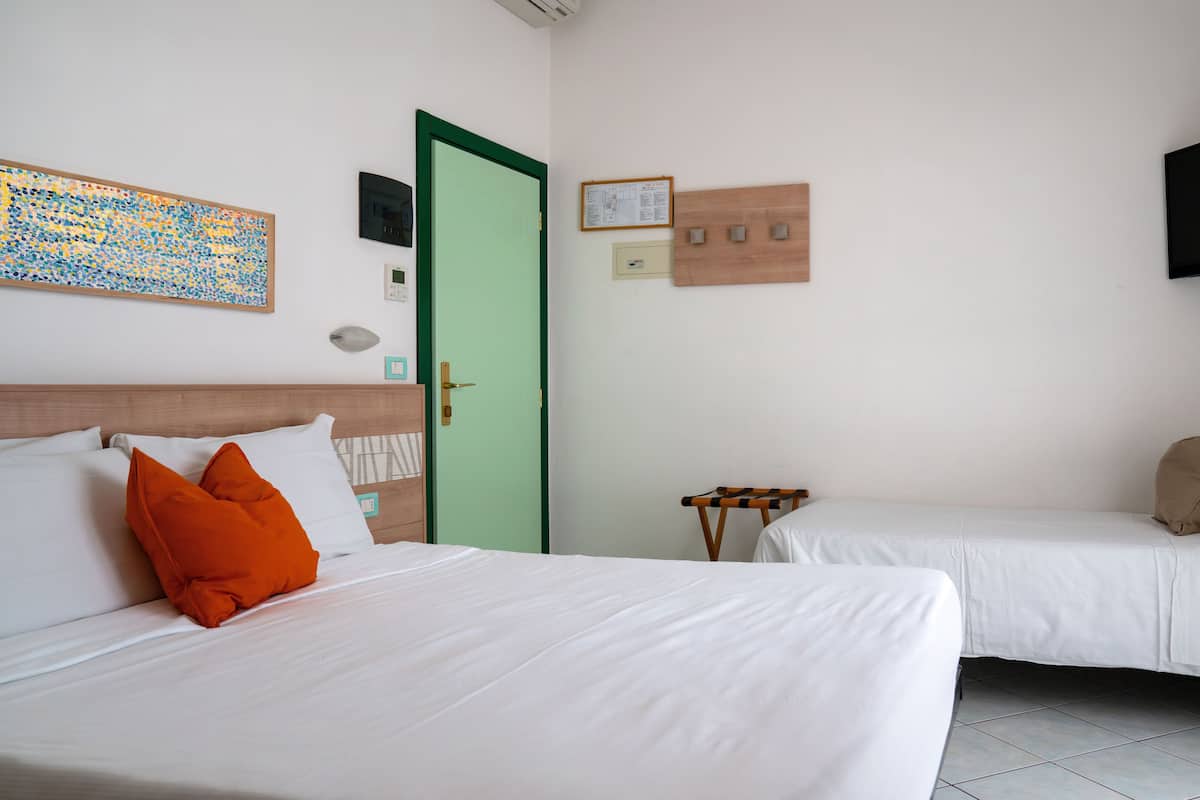 Comfort Triple Room, Balcony | Free WiFi