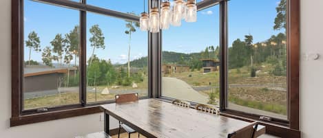 House (3 Bedrooms) | Property amenity