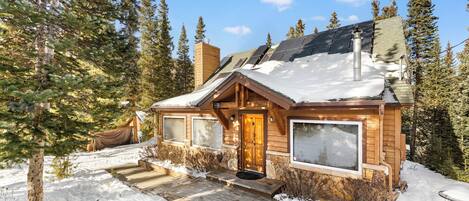 Nhà (3 Bedrooms) | Mặt tiền nơi lưu trú