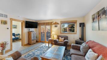 Villa (3 Bedrooms) | Exterior