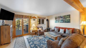 Villa (3 Bedrooms) | Exterior