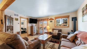 Vila (3 Bedrooms) | Bagian depan properti