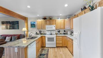 Villa (3 Bedrooms) | Exterior