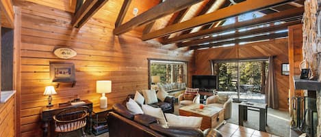 單棟房屋 (5 Bedrooms) | 外觀