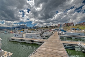 Apartment (3 Bedrooms) | Lake
