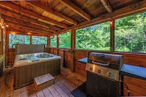 Indoor spa tub