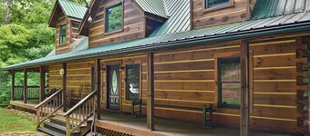 Bair' Necessities Cabin in Old Fort