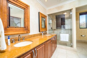 Condo, Multiple Beds (Villa Sahalee) | Bathroom