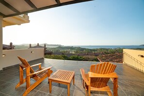 Condo, várias camas (Villa Sahalee) | Sacada