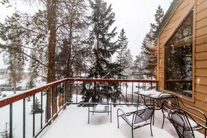 Íbúð - 2 svefnherbergi | Svalir