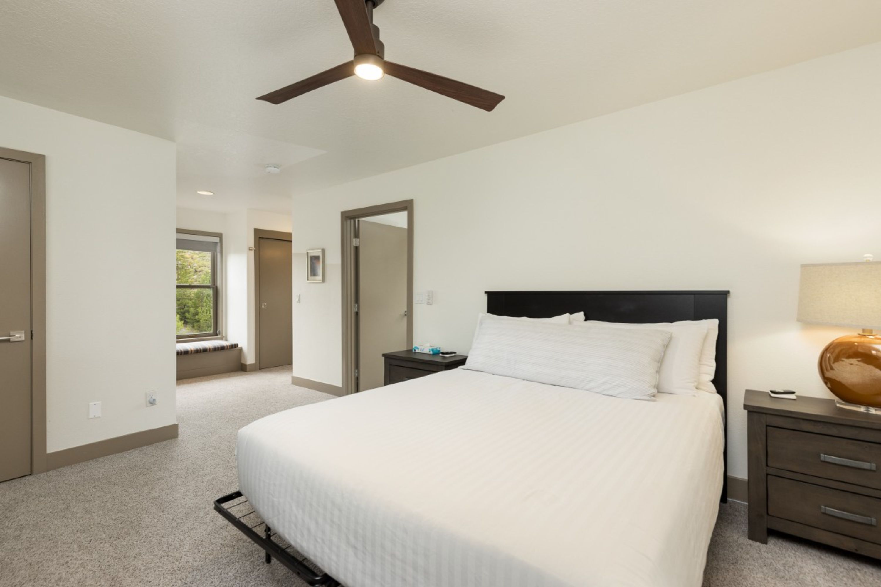Condo, 3 Bedrooms | Individually decorated, individually furnished