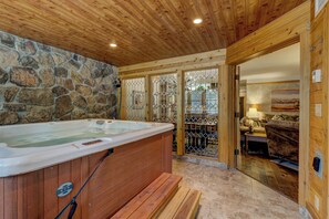 Apartment (2 Bedrooms) | Exterior