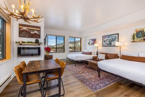 Studio, 2 keskisuurta parisänkyä | 2 makuuhuonetta, yksilöllisesti sisustettu, yksilöllisesti kalustettu